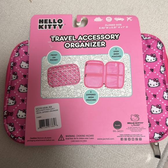 NWOT, Hello Kitty travel zip organizer . - Picture 2 of 4